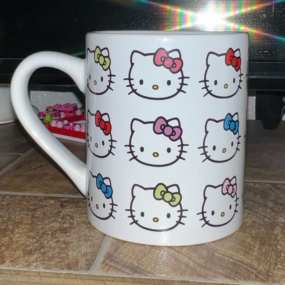 Hello Kitty Faces & Bows Mug